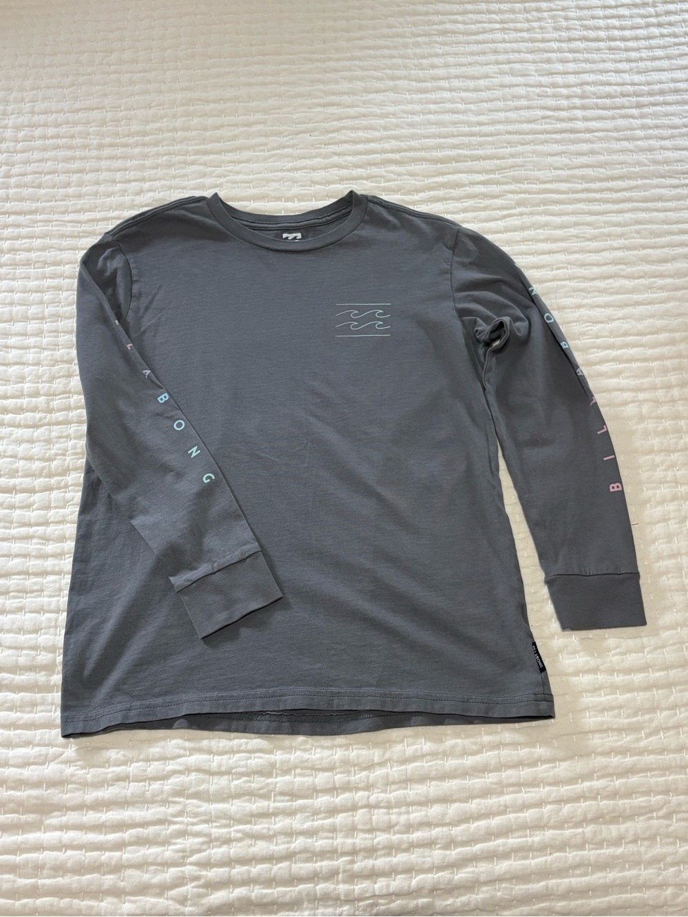 Billabong Boys Charcoal Gray Long Sleeve Tee with Subtle Blue and Pink Logo
